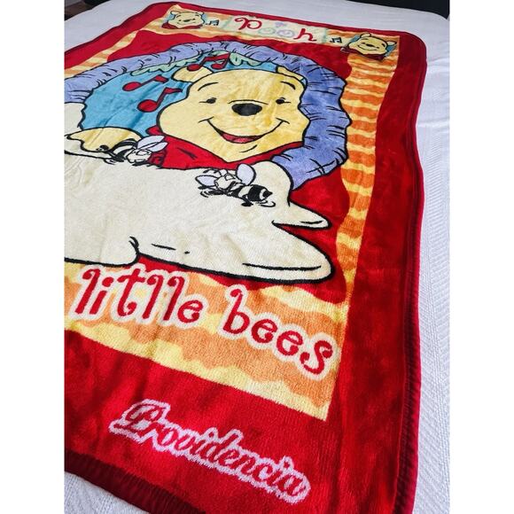 Vintage Winnie The Pooh Blanket Plush Purple Red Honey Bees Yellow Sweet Dreams - Picture 7 of 13